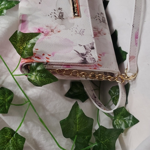 🎄NWT BETSEY JOHNSON WALLET🎄 - Picture 3 of 8